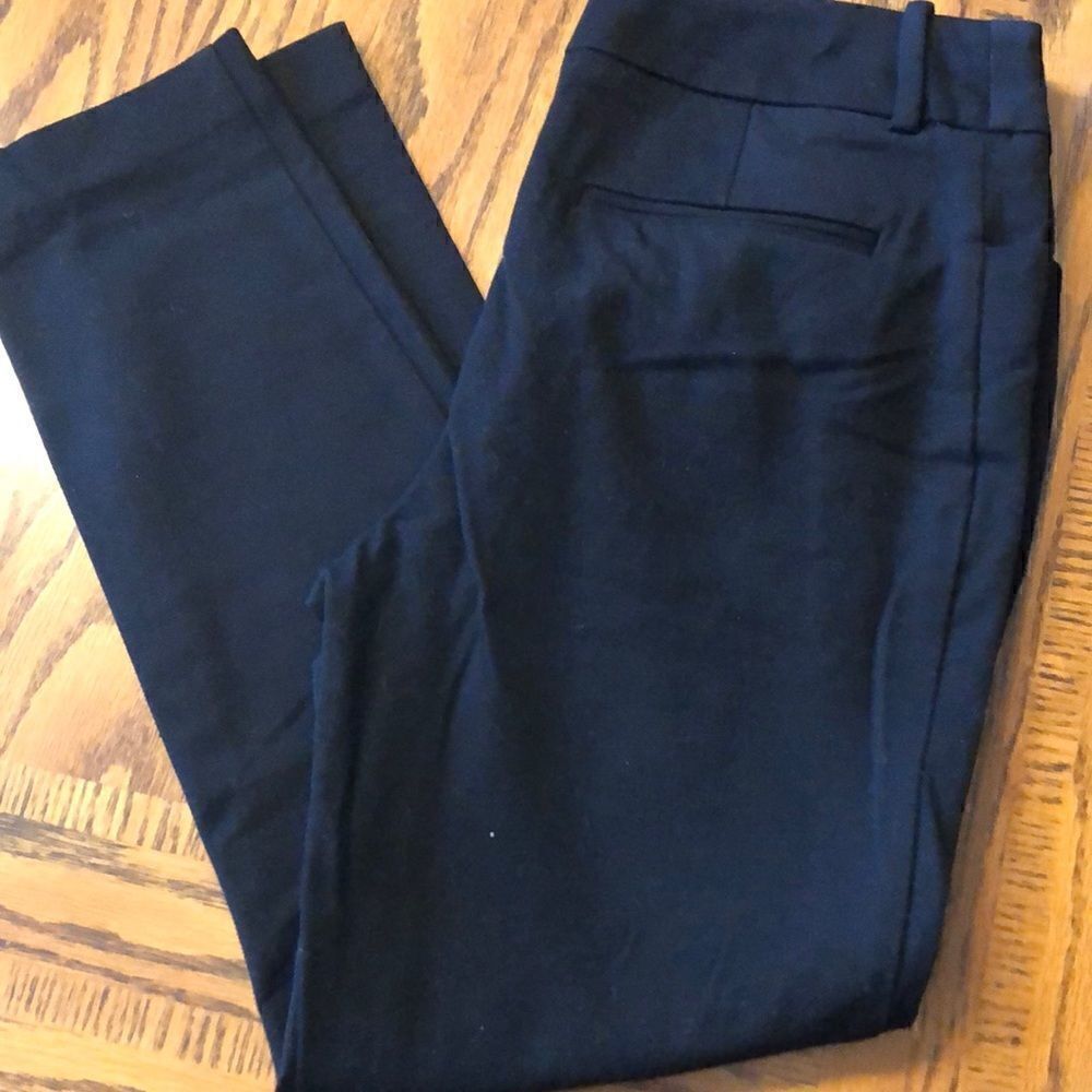 A New Day women’s stretch black jeggings size 4